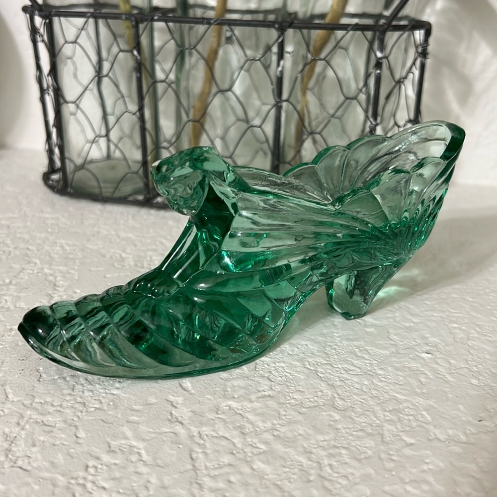 Vintage Marked Fenton Cats Head Glass Slipper Shoe Green